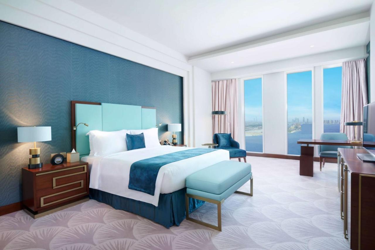 Wyndham Grand Doha West Bay Beach Eksteriør billede Deluxe Room
